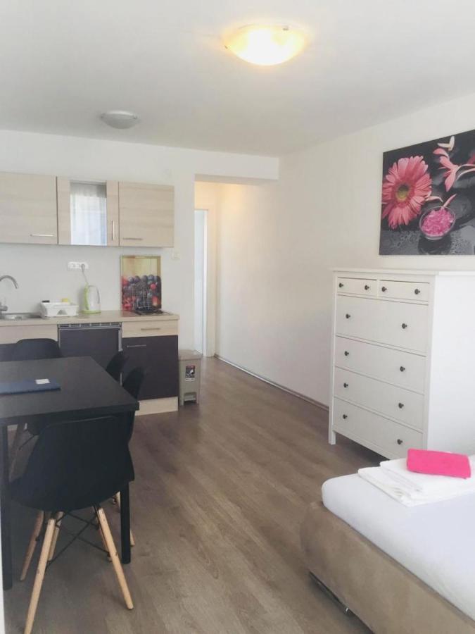 Delfin Apartments Crikvenica Zewnętrze zdjęcie